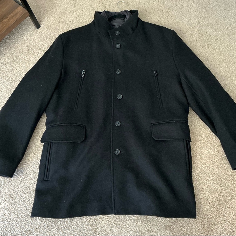 Cole Haan nice men’s Wool jacket with down zip in liner size XL